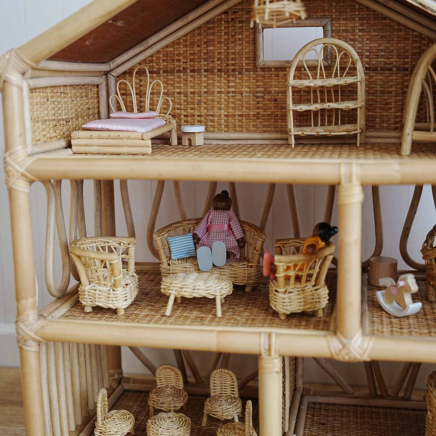 Beach Rattan Toy Dolls House